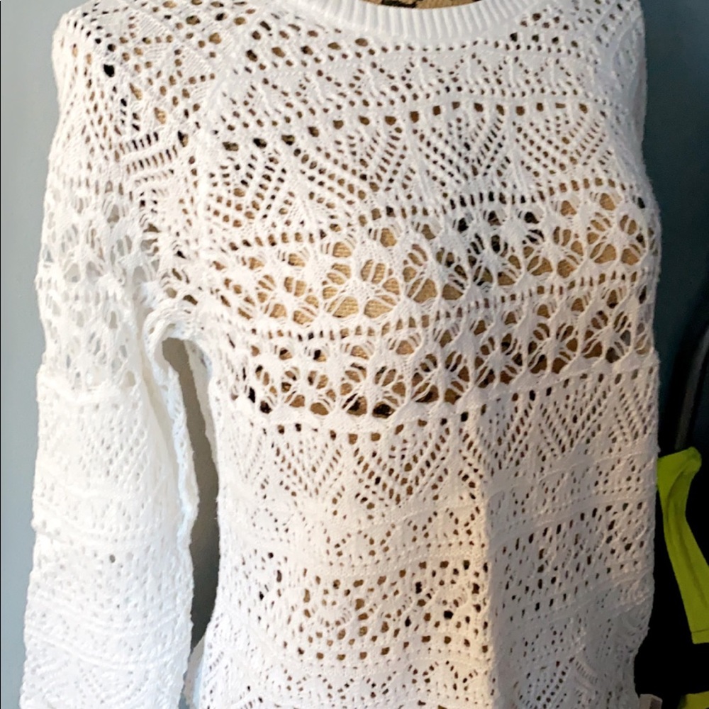 Van Heusen White Sweater